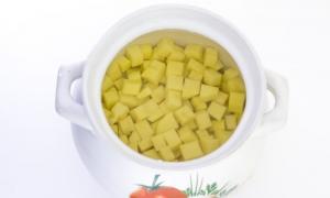 Рецепт Грибной крем суп с шампиньонами на молоке